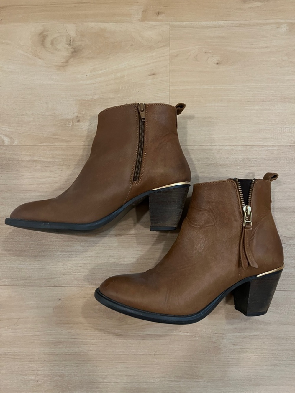 Steve Madden Tan Brown Leather Ankle Booties with Side Zip